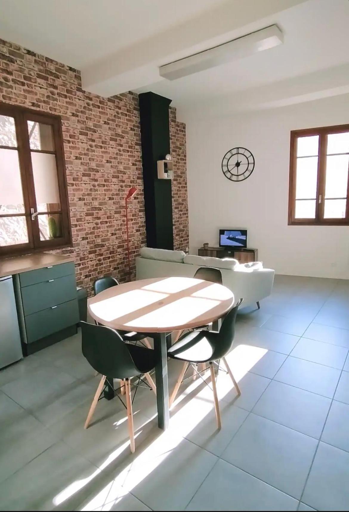 Appartement Refait A Neuf + Parking Gratuit Perpignan Exterior photo